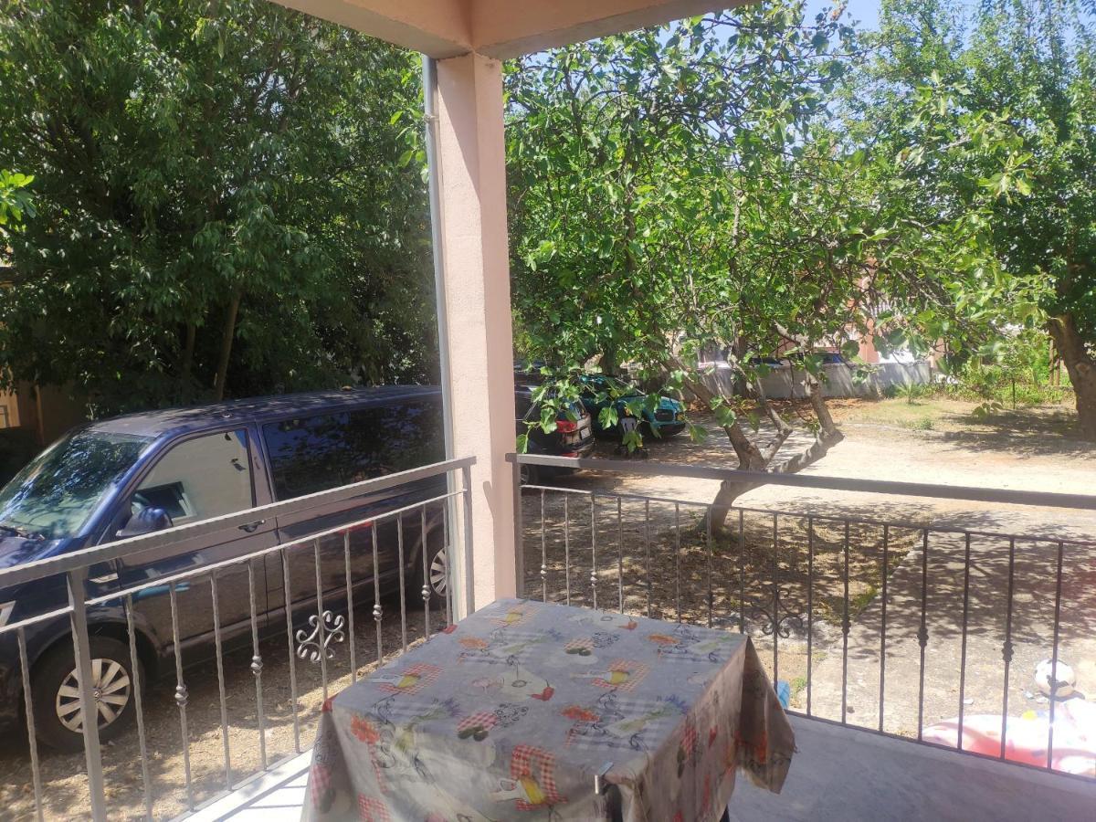 Apartment Tome Biograd na Moru Kültér fotó