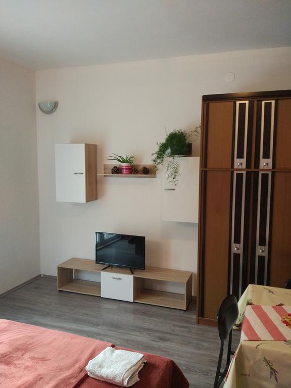 Apartment Tome Biograd na Moru Kültér fotó
